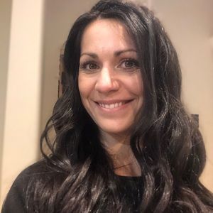 Meet your Posher, Rebecca